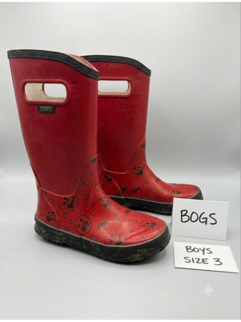 Boys Bogs Red Skull Print Rain Boots Size 3